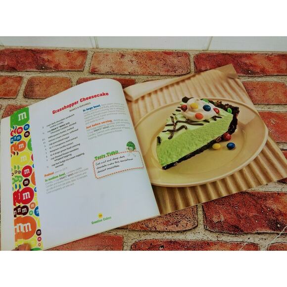M&M's Fun Stuff Cookbook - Paperback 2013‎ - Colorful and Fun Dessert Recipes - Picture 3 of 13
